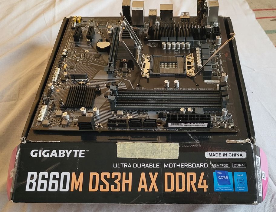 Gigabyte B660m DS3H AX DDR4 (s1700, Intel B660, PCI-Ex16)