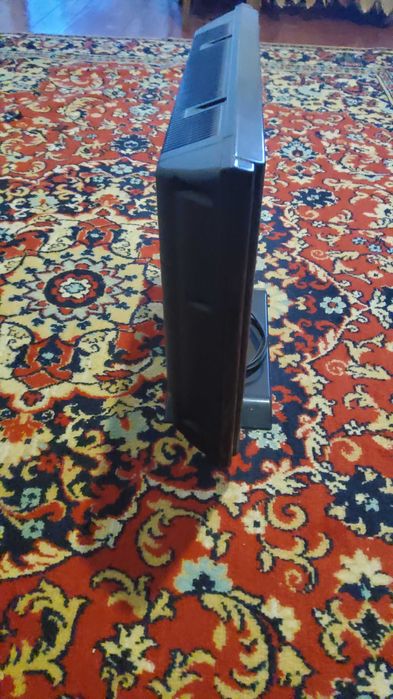 Телевизор, модель  RAINFORD TFT1976 T5б(экран для ПК) 48 см×40см×8 см