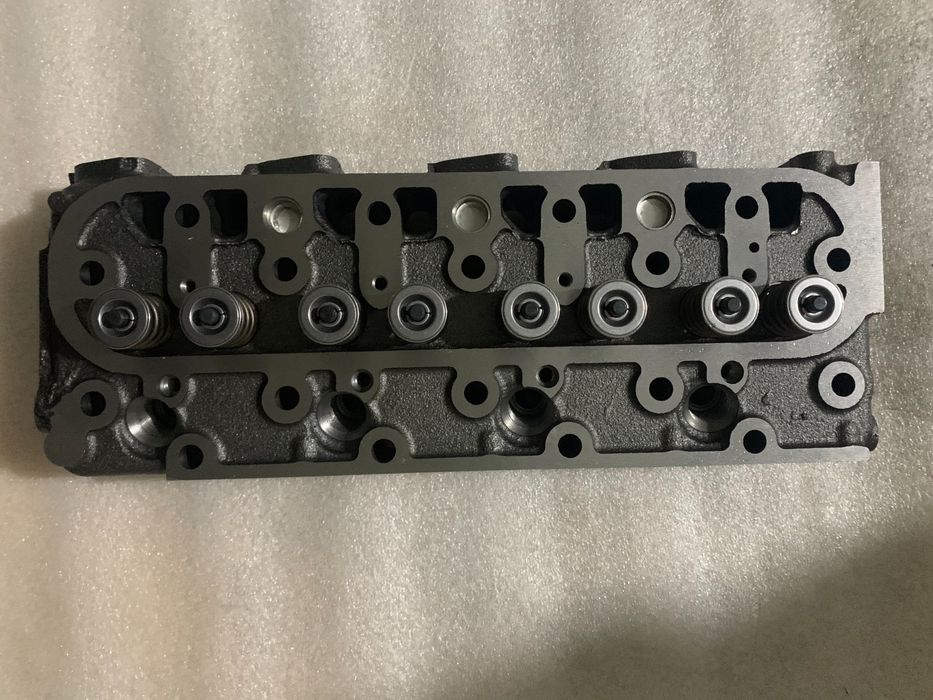 Головка блока Kubota V1505 V1703 V1902 d1102 d1301 d1302 d1403 d1403 d1503 d1703 d1803 v1205 v1305 v1405 v1305 v1500 v1501 v1502 v1505 v1701 v1702 v17