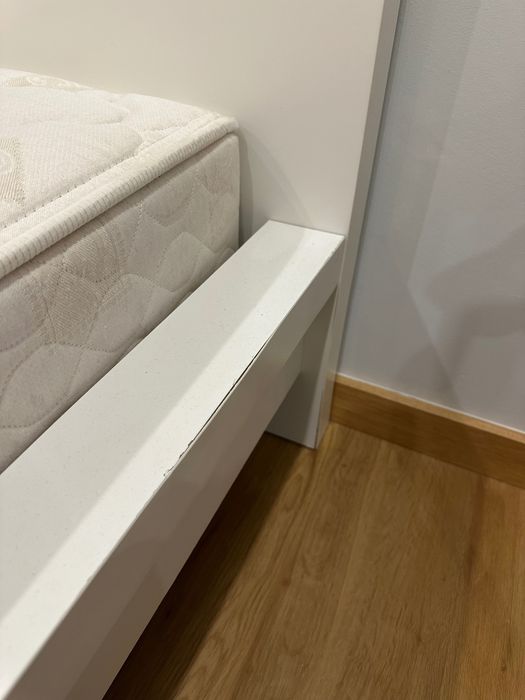 Cama MALM Ikea 140x200cm (com colchão)