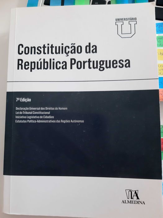 Livros Universitários (Economia, Direito, Contabilidade) e ISEG