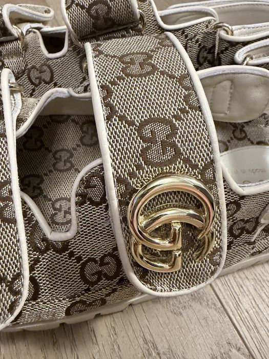 Gucci sandaly 39