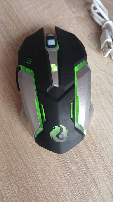 Ігрова миш акамуляторна