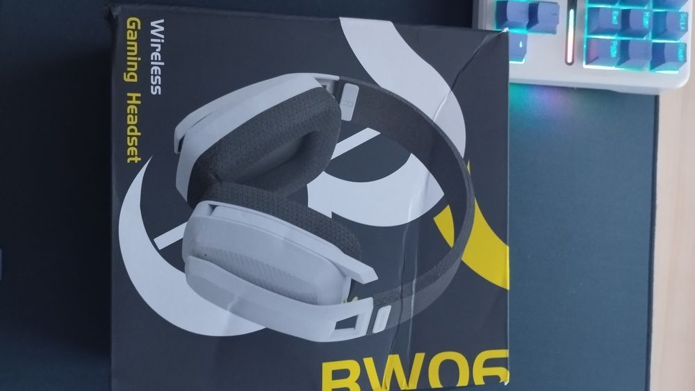 Беспроводные наушники