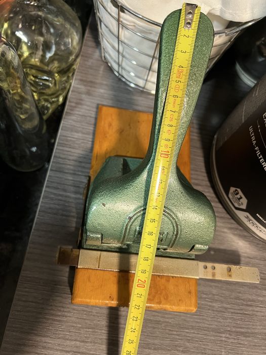 Furador base  em nadeira fpm oesa 2,5 kg