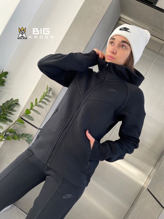 Жіноча толстовка nike nsw tch flc wr fz hdy (FB8338-010)