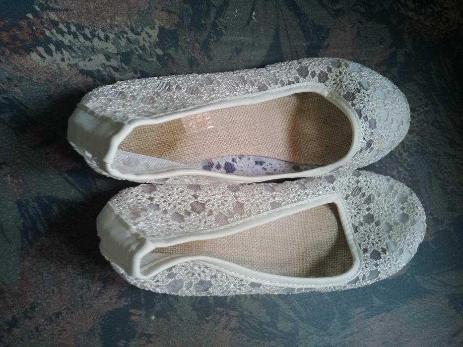 Sapatos usados uma vez