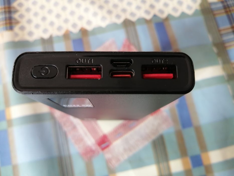 Переносний акумулятор (power bank )