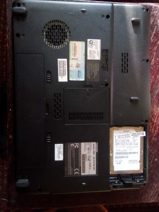Ноутбук toshiba satellite L300D на запчасти