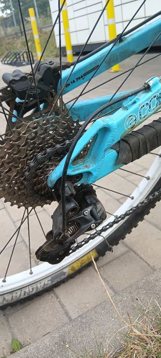 Comenccal suprem mini dh