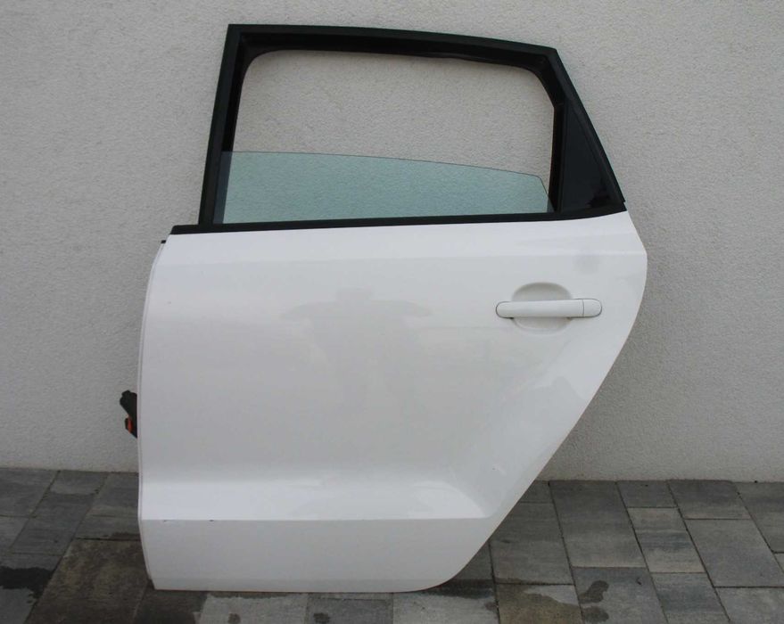VW Polo 6R 5d 09-17r drzwi LEWE tył białe LB9A