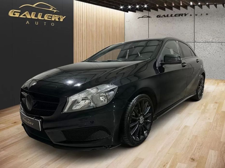 Mercedes-Benz A 180 d AMG Line
