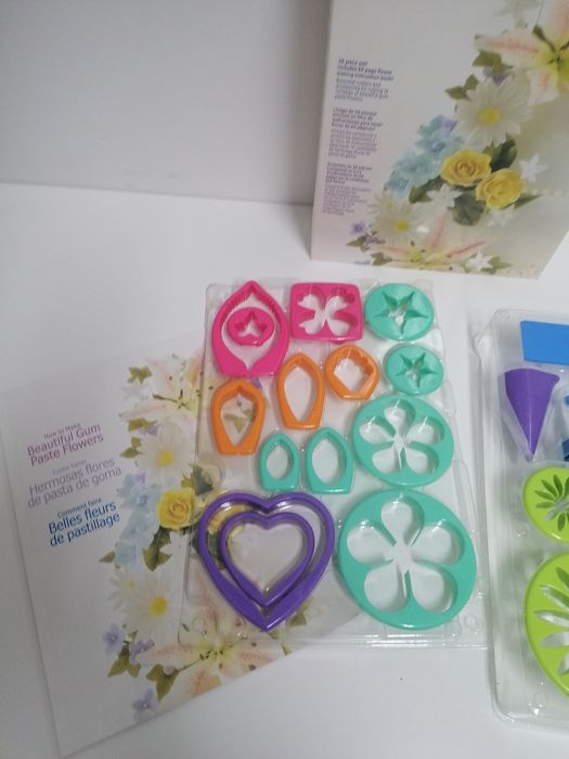 Set de flores para pasta de açúcar