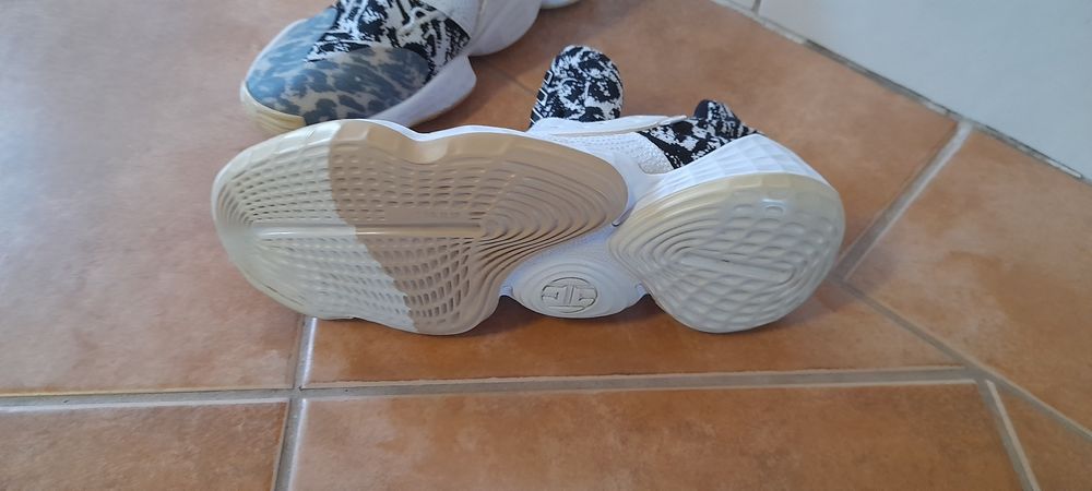 Sapatilhas Basketball adidas