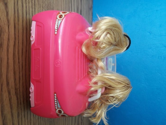 Carro descapotável da Barbie