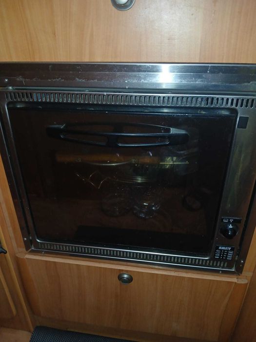 Autocaravana Adria Adriatik  Muito Estimada