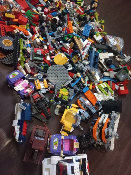 Конструктор лего Данія 3 кг, деталі, машинки lego