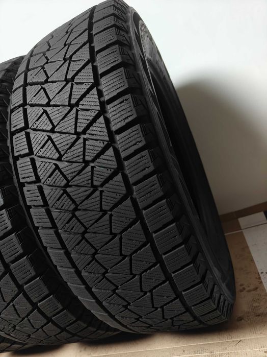 bridgestone blizzak dm v2 225 65 r17 - Купити шини, диски та