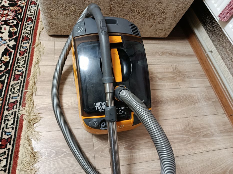 Продам пилосос томас