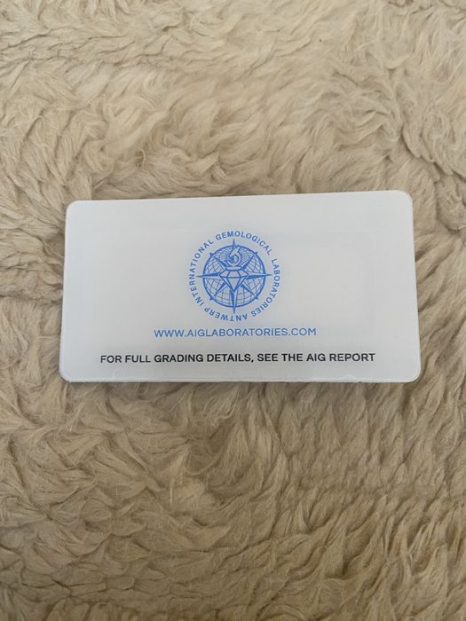 Naturalny diament 0.49 CT, certyfikat AIG