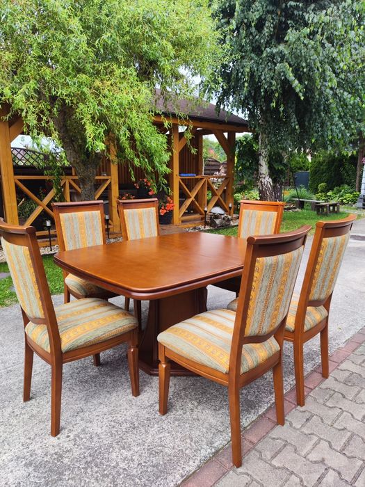 Komplet mebli stół+ 6 krzeseł