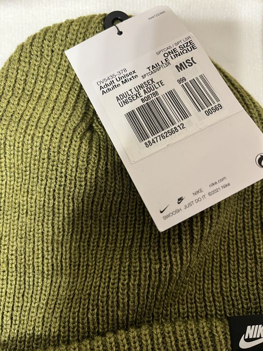 Шапка Nike Unisex Terra Futura Beanie FB6525-378