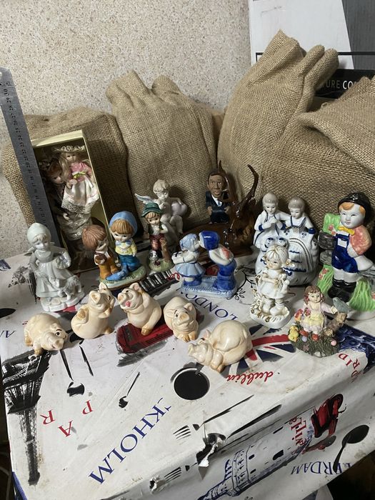 Статуэтки фарфоровые