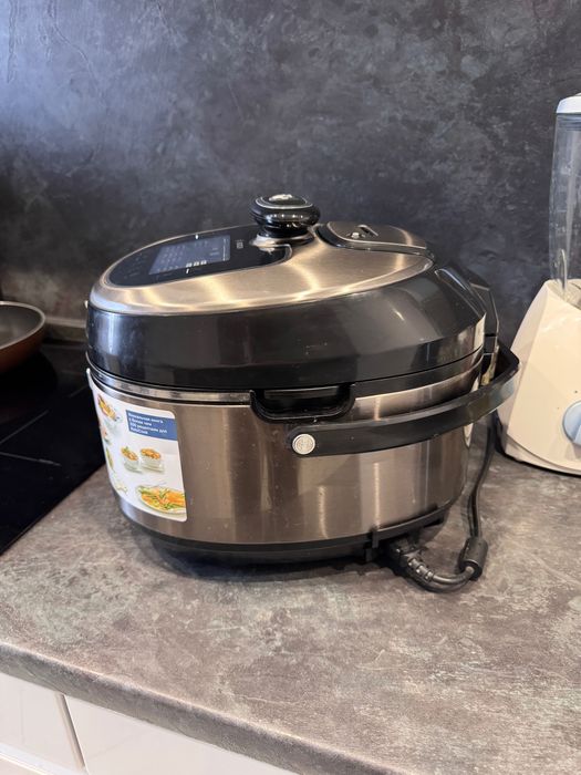 Мультиварка-скороварка AutoCook BOSCH MUC88B68RU індукційна