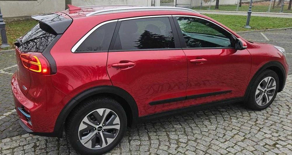 Kia Niro 2022 64 квт