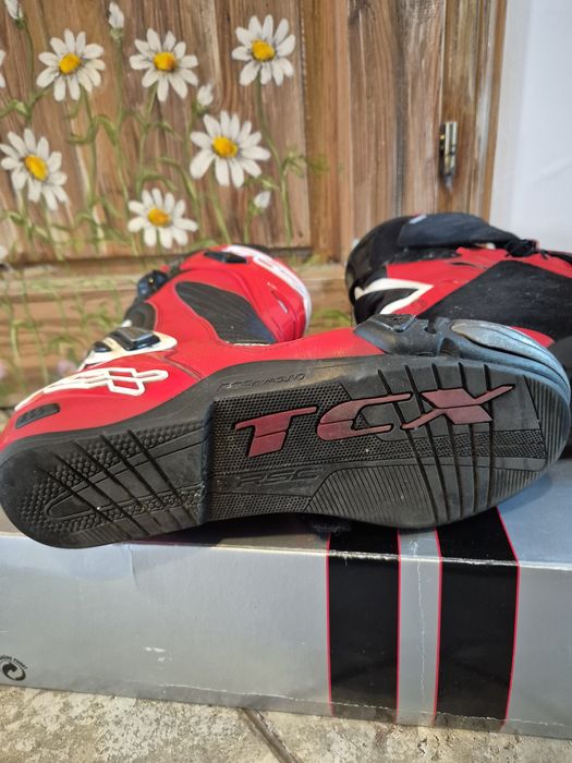 Buty TCX 43 czerwone