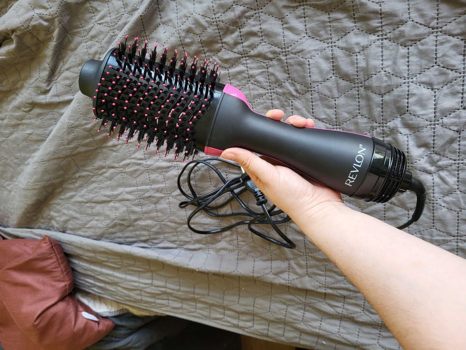 REVLON kultowa suszarko-lokówka do włosówo szczotka