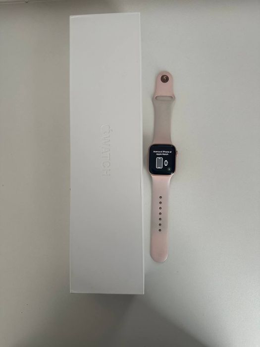 Apple watch 4, 40 мм