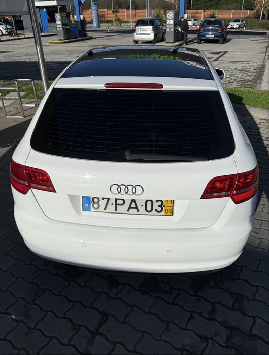 Vendo Audi A3 Sportback 2.0 TDI - MUITO BEM ESTIMADO