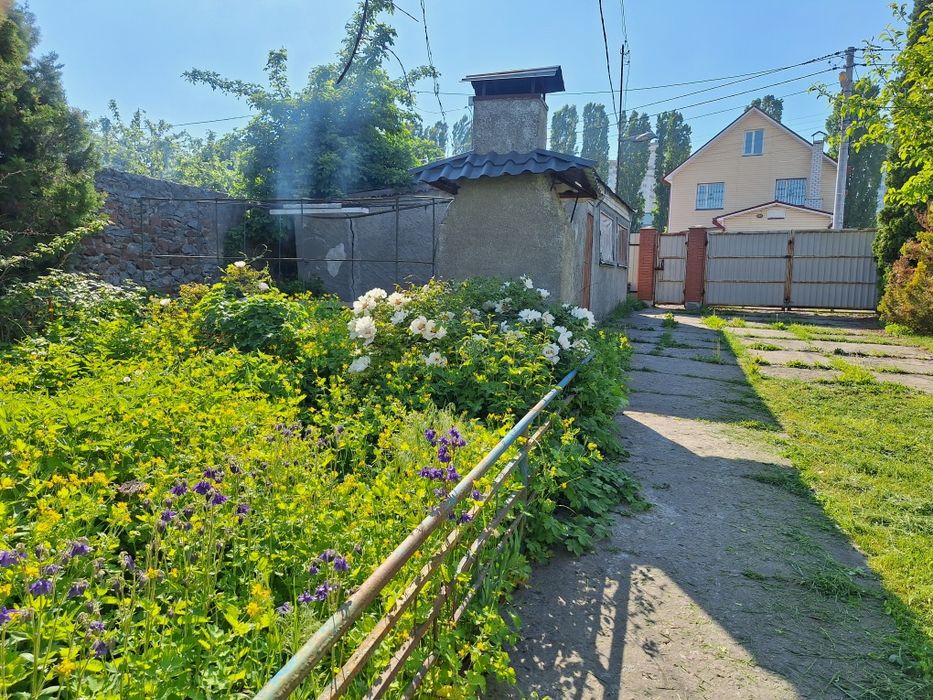 Будинок з ГАЗОМ  + госпбудівлі + 10 соток центр м.Бориспіль ДЕРЖПРОГРАМИ ТАК!