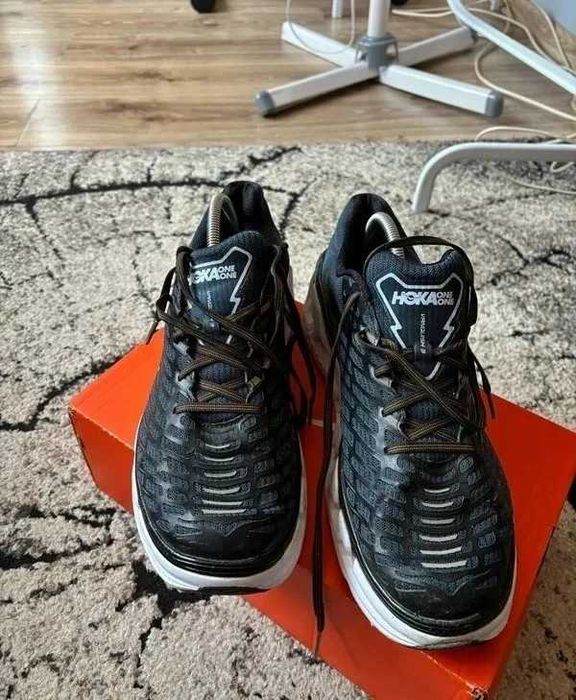 Buty Hoka M Vanquish 3 Gold Running sport shoes run r.47 1/3
