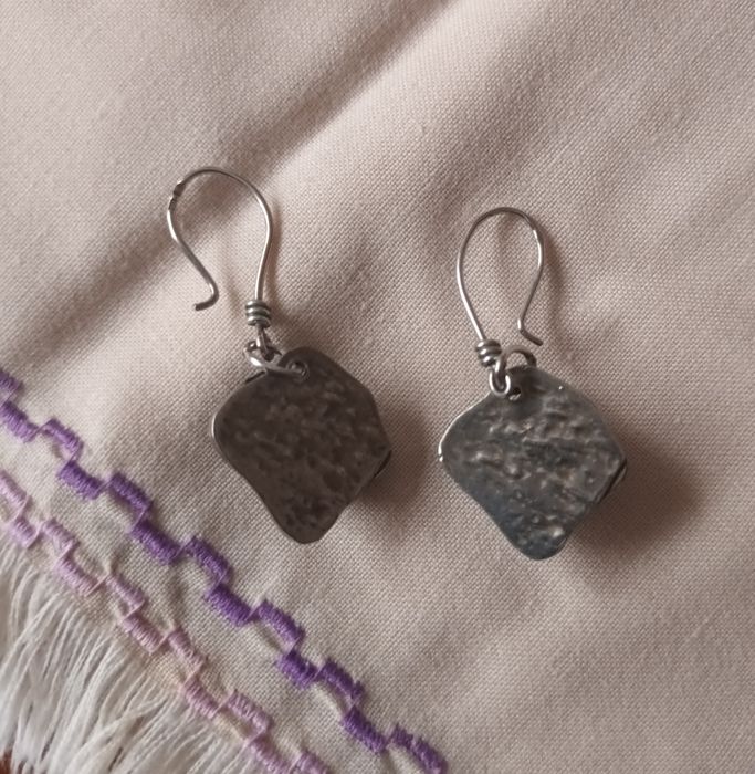 Par de brincos - pedra vulcânica