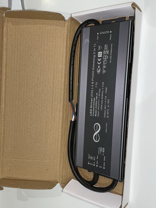 LED driver regulavel por DALI2