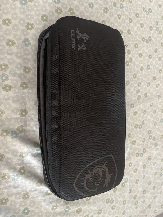 Msi claw com funda e dock