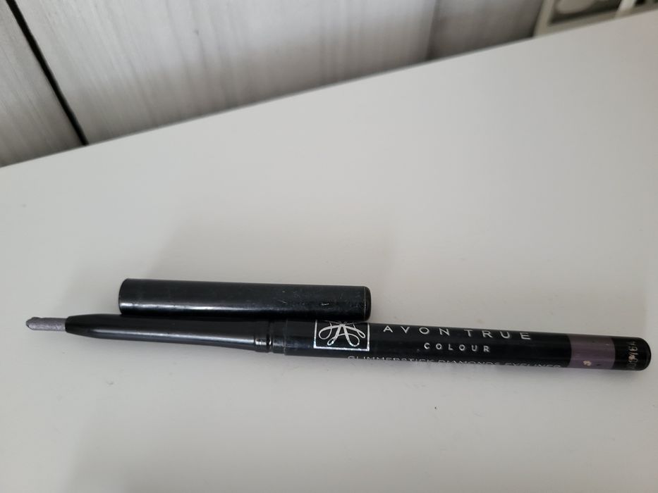 Avon 2 kredki Glimerstick