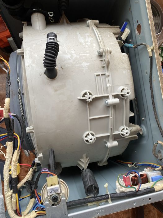 Пралка мала але вмістка LG Direct Drive 6 кг