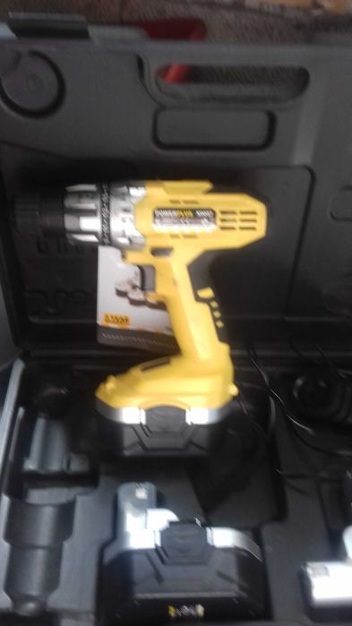 Aparafusadora / Furadora