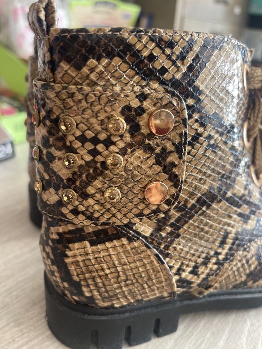 Botas imitar pele cobra