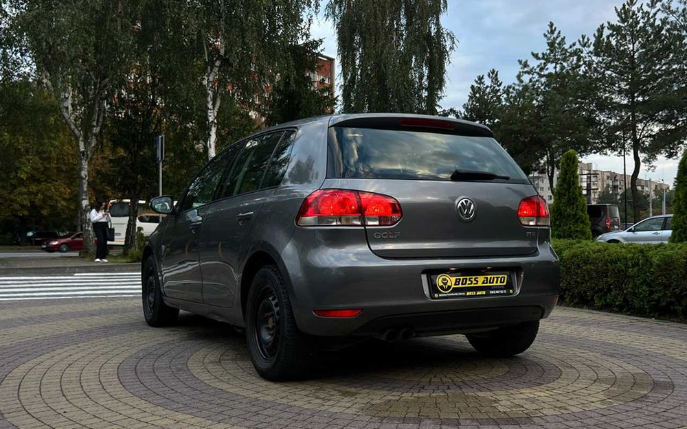 Volkswagen Golf 2011