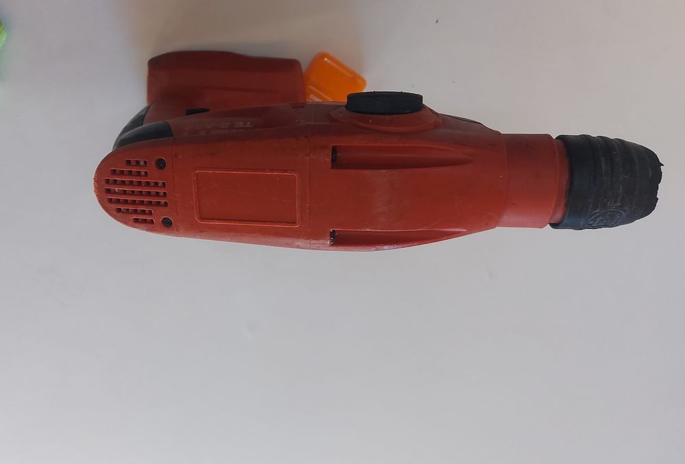 Torna Hilti  +  Laser PM 40