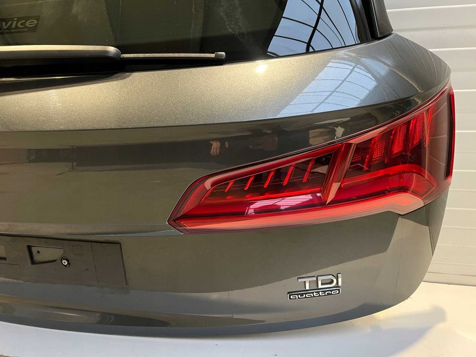 AUDI Q5 80A Кришка багажника