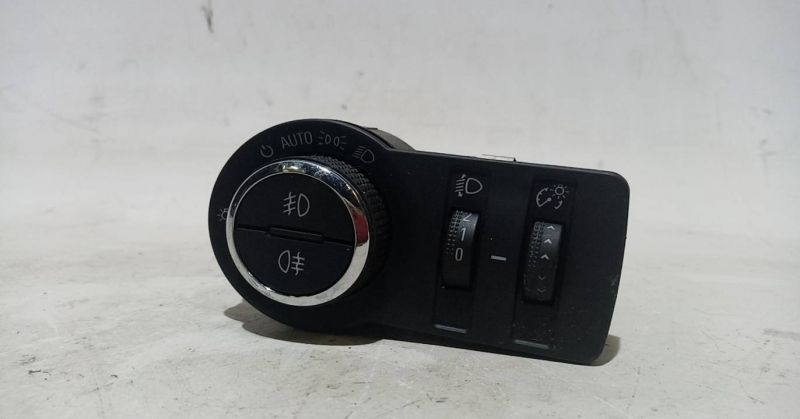 Módulo interruptor luz OPEL Astra J