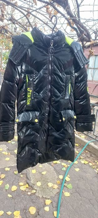 Зимняя куртка 7-9лет