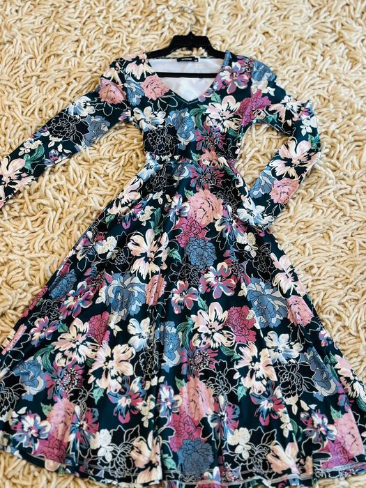 Сукня Reserved xs, цілий сет із суконь!