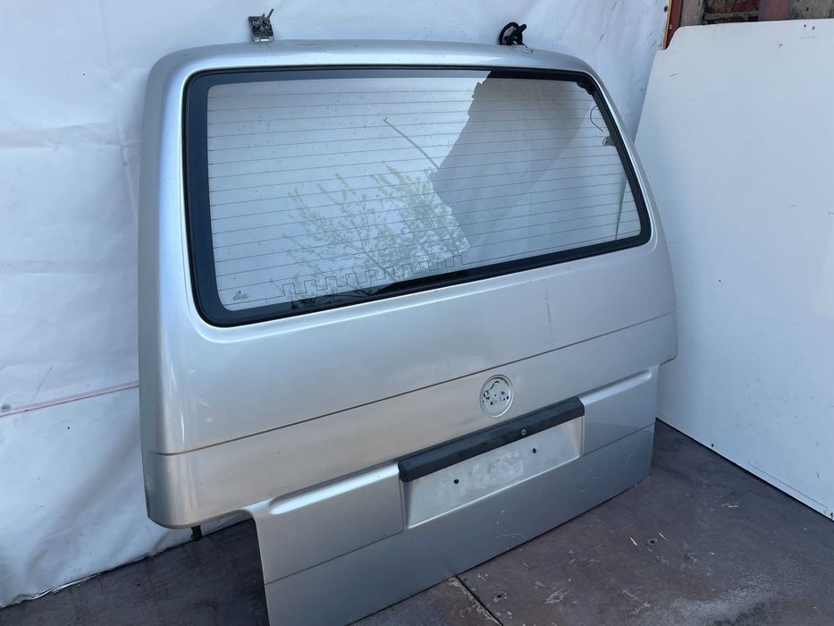 Ляда / Кришка багажника Volkswagen Transporter T4