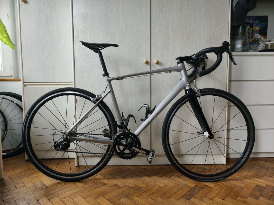 Rower szosowy Giant Defy 1 Roz. M/L